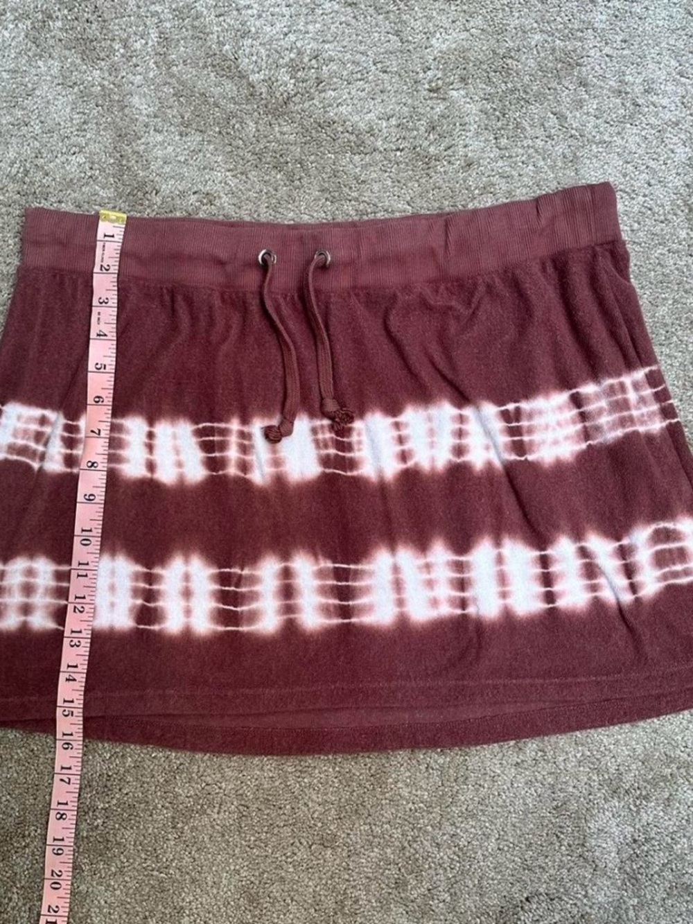 Dolls Kill Delia’s Y2K Burgundy Tie Dye Mini Skirt Stretch Waist Cotton Sz XL - Picture 7 of 7